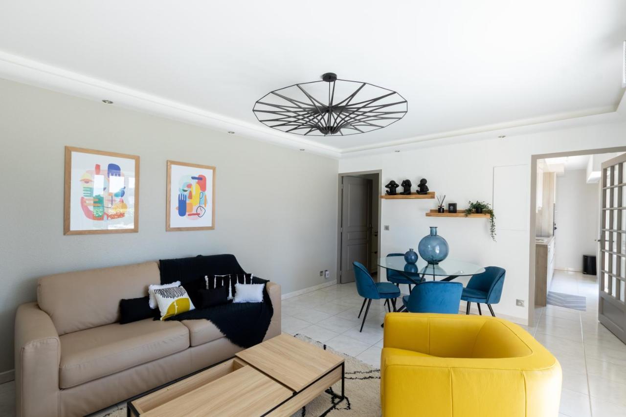 Le Palm Beach Sanary-sur-Mer Ngoại thất bức ảnh